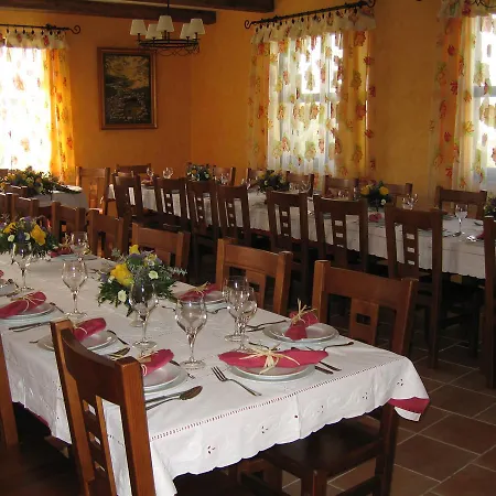 Hotel Montealegre *